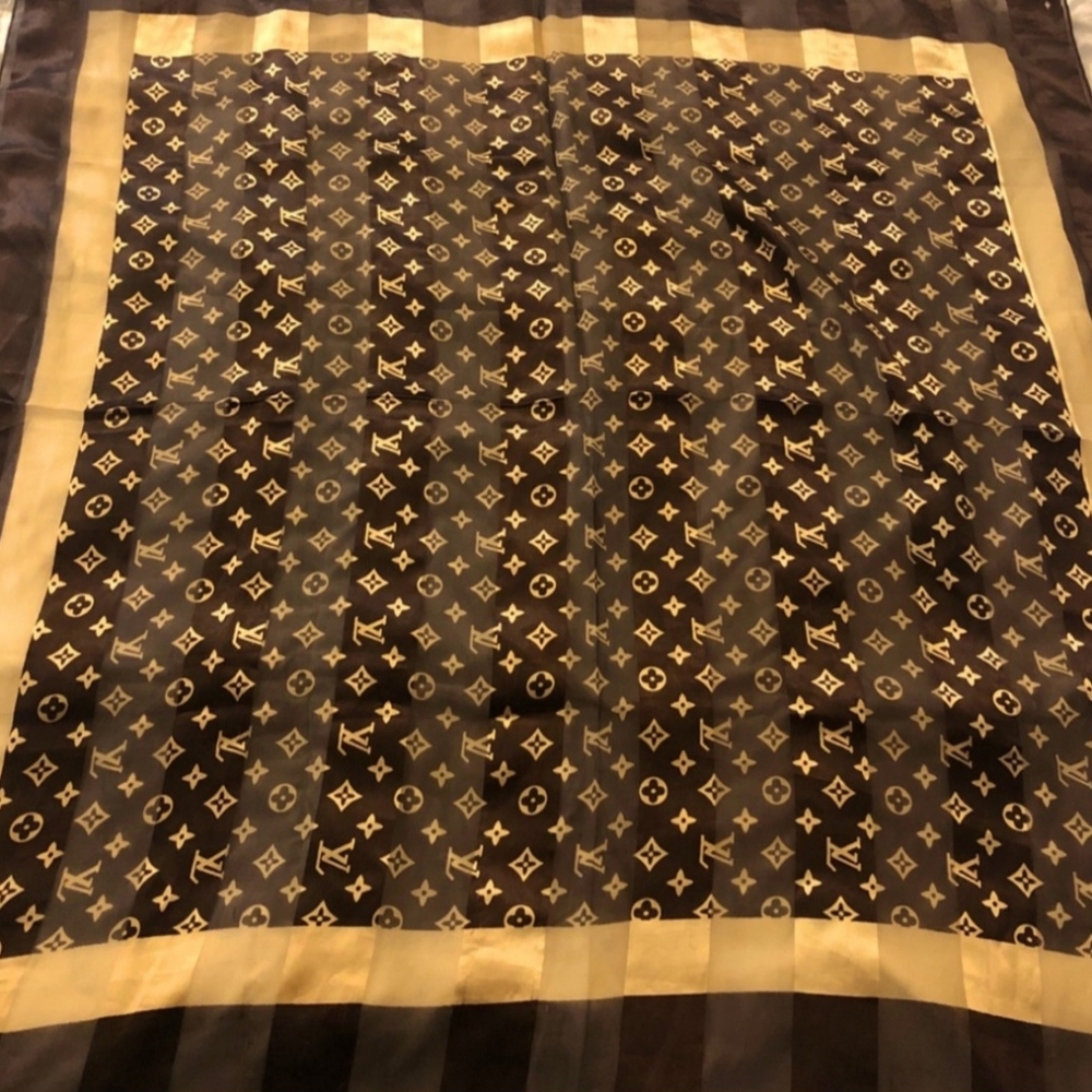 Louis Vuitton Scarf